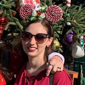 Meet your Posher, Jessica